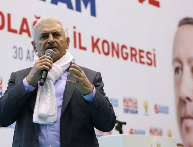 Μ.Γιλντιρίμ: Επαναφέρει τη θεωρία των γκρίζων ζωνών στο Αιγαίο (φωτό, βίντεο)